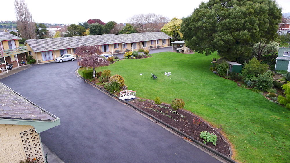 Willaway Motel Apartments Ulverstone Esterno foto