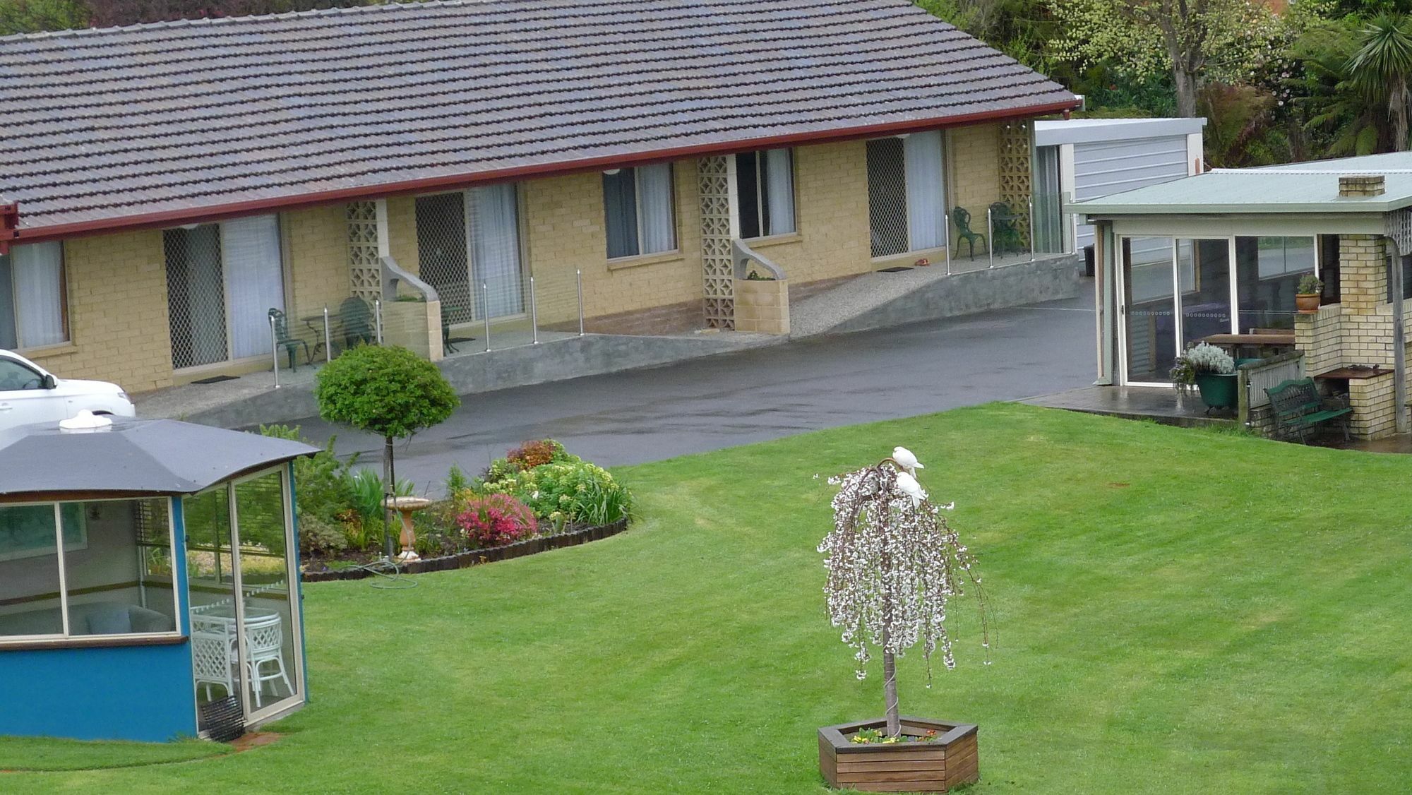 Willaway Motel Apartments Ulverstone Esterno foto