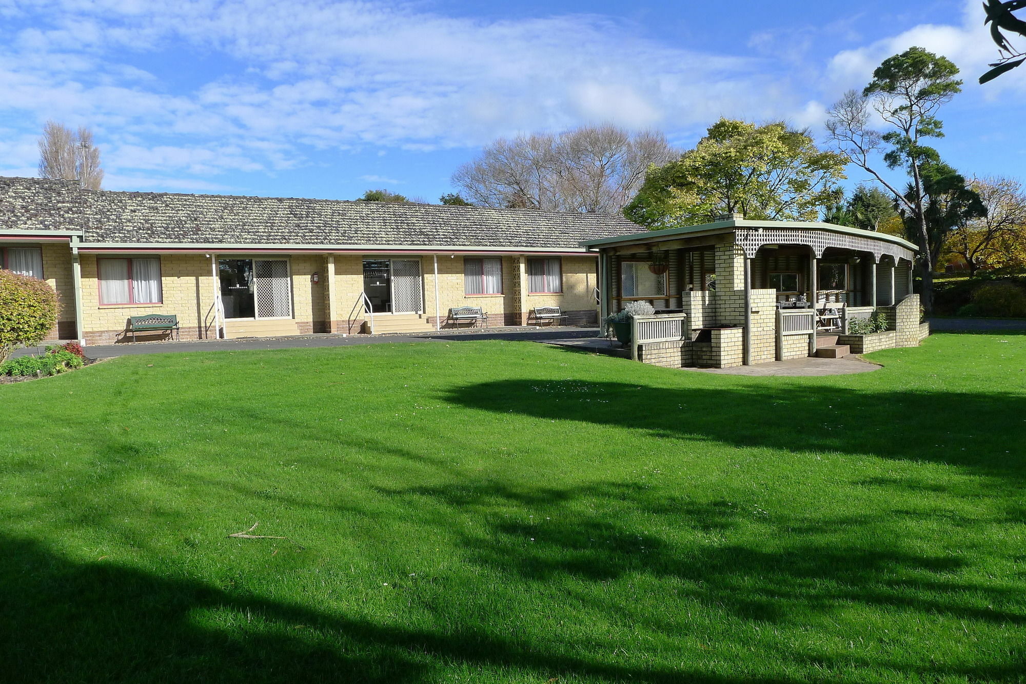 Willaway Motel Apartments Ulverstone Esterno foto