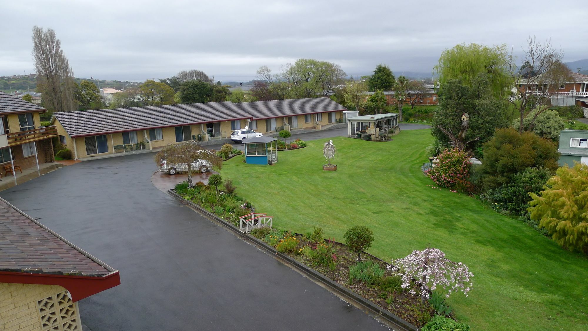 Willaway Motel Apartments Ulverstone Esterno foto